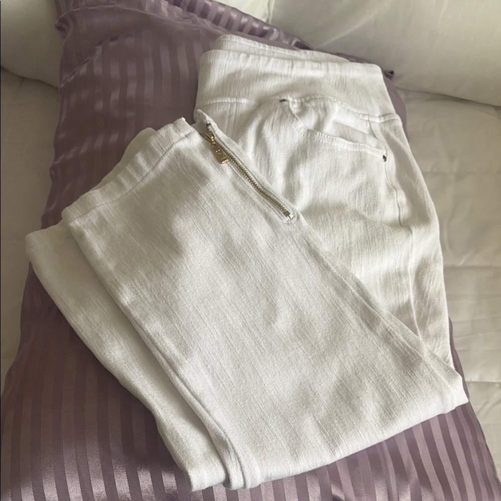 Belle by Kim Gravel‎ White Denim Pants size 8 petite expandable waist